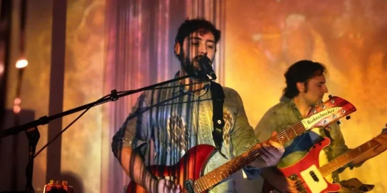 El músico cubanoamericano Adrián López Ballester