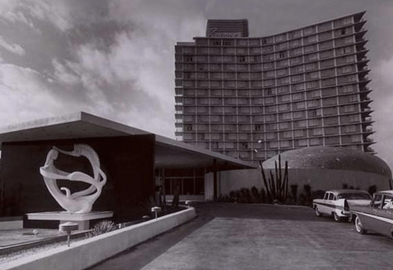 Hotel Riviera 1957. Foto: Facebook