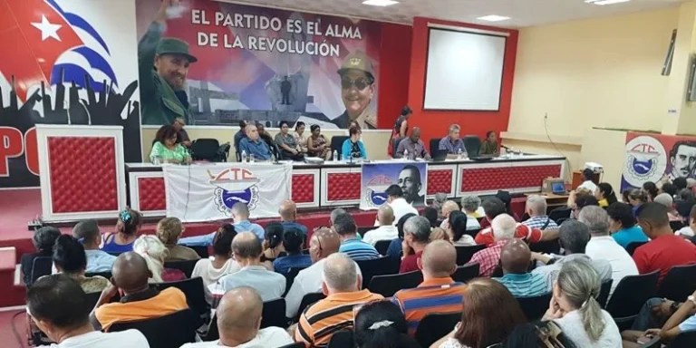 Una reunión informativa sobre el anteproyecto de Código de Trabajo en Camagüey
