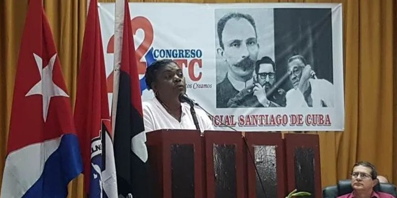 ¿A quién le interesa, a estas alturas, pertenecer a la CTC? En la foto, Beatriz Johnson Urrutia durante la Conferencia Provincial Obrera de Santiago de Cuba