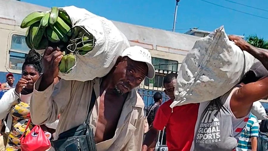 Vendedores guantanameros