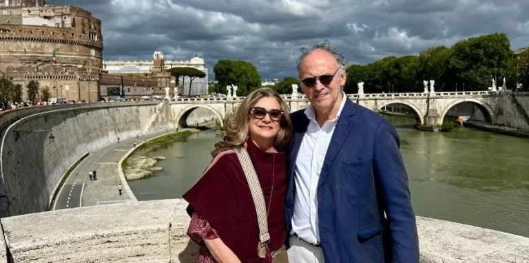 Carlos García-Ordoñez Armiñán y su esposa, María Moreno, en Roma