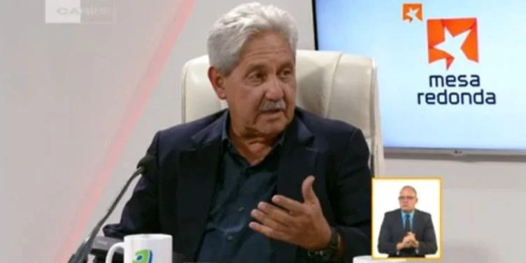 Francisco Durán García, director nacional de Epidemiología del MINSAP en la 'Mesa Redonda' de este miércoles