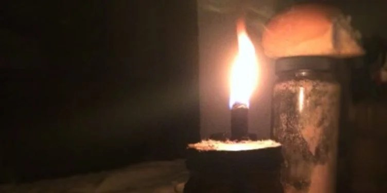 Tras meses de prolongados apagón, los cubanos se alumbran como pueden