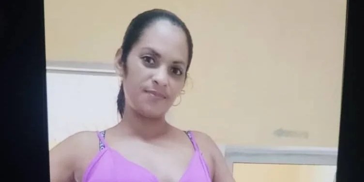 Yinet Labañino (en la foto) y su pareja, un hombre que aún no ha sido identificado, fueron asesinados este lunes