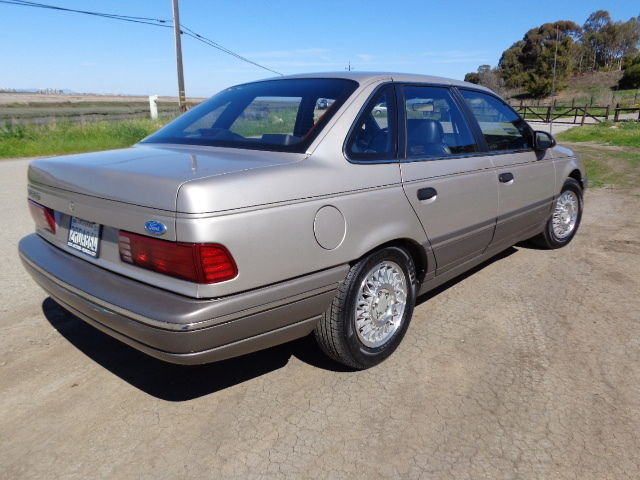 Ford taurus 90