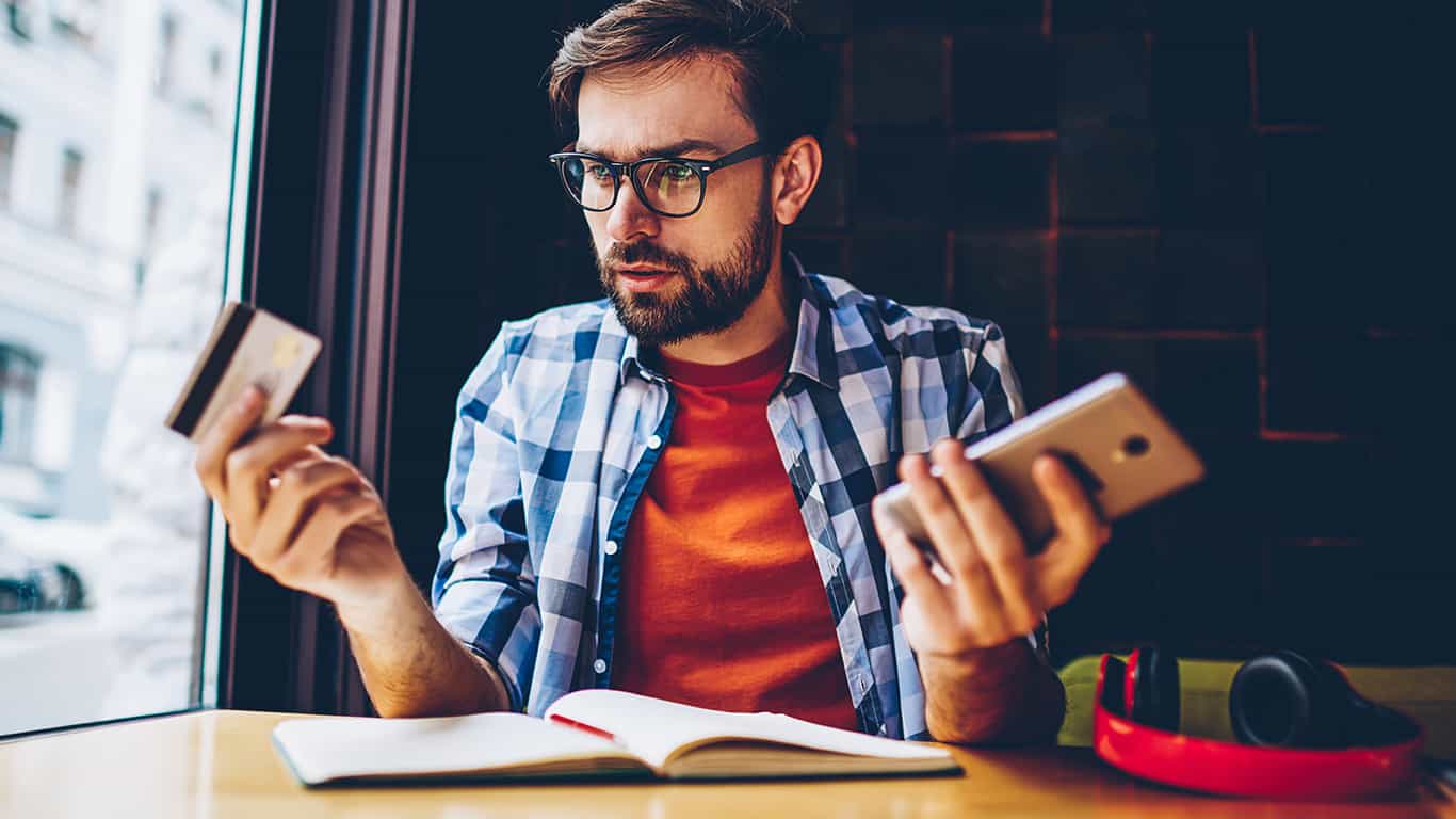 Tarjetas de débito y crédito con chip inteligente de. Como Funcionan Las Tarjetas De Credito Debt Com