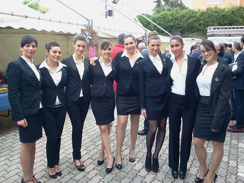 Agenzia Hostess E Promoter: Merchandiser E Steward Per Fiere Ed Eventi Pubblicitari 592_x_789_jpg