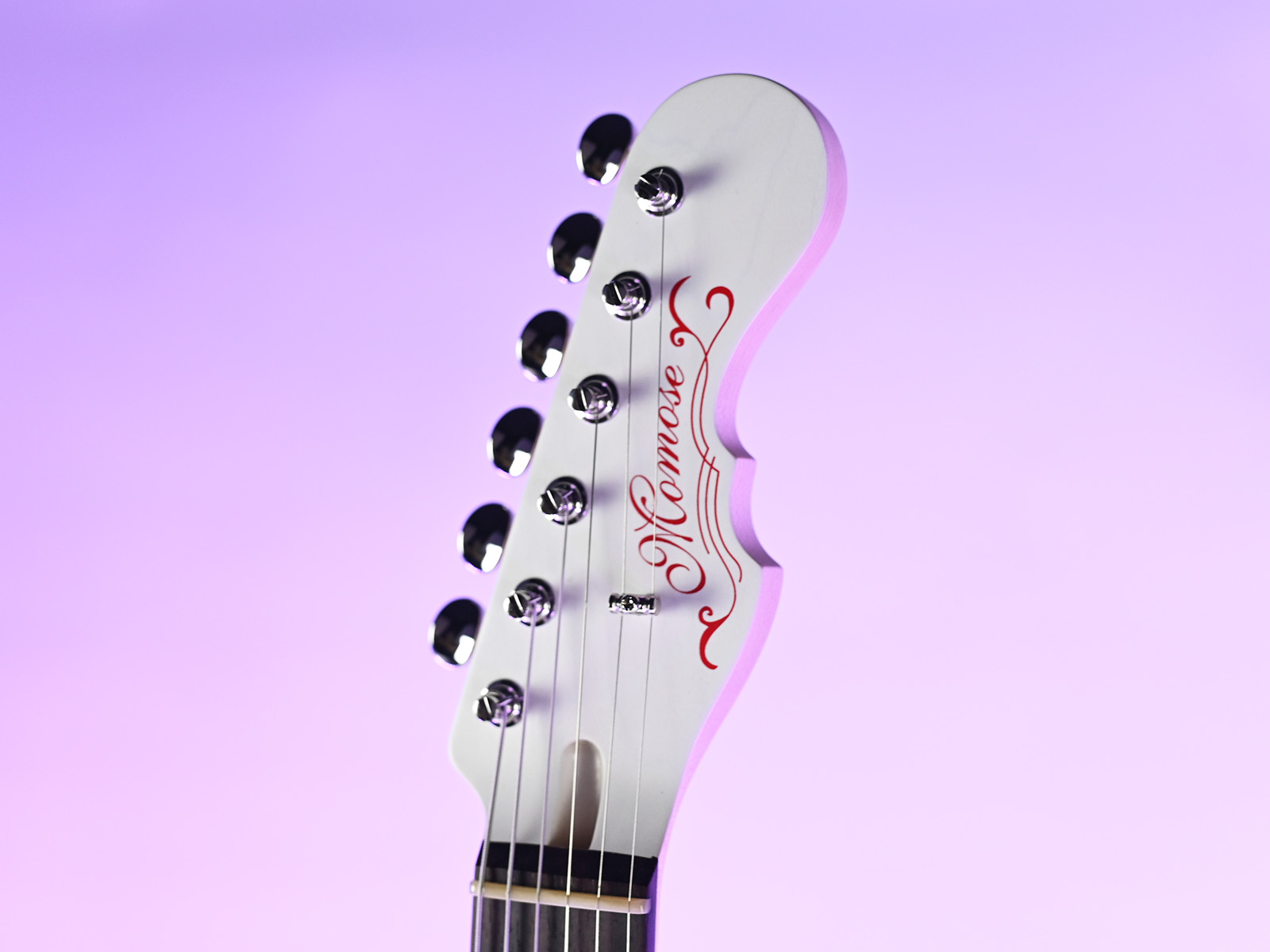 ラ*ジ様 DEVISER momose Custom Craft Guitar A special edition model featuring anodized parts and an oil finish