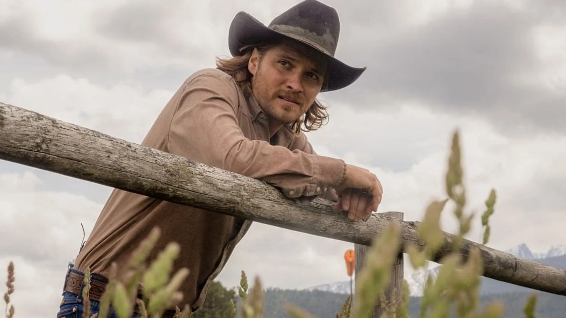 rewrite this title Luke Grimes says Kevin Costner’s absence made this the easiest season of ‘Yellowstone’ to film