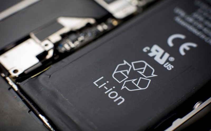 What To Do If Your Smartphone Nonremovable Battery Dies Dignited