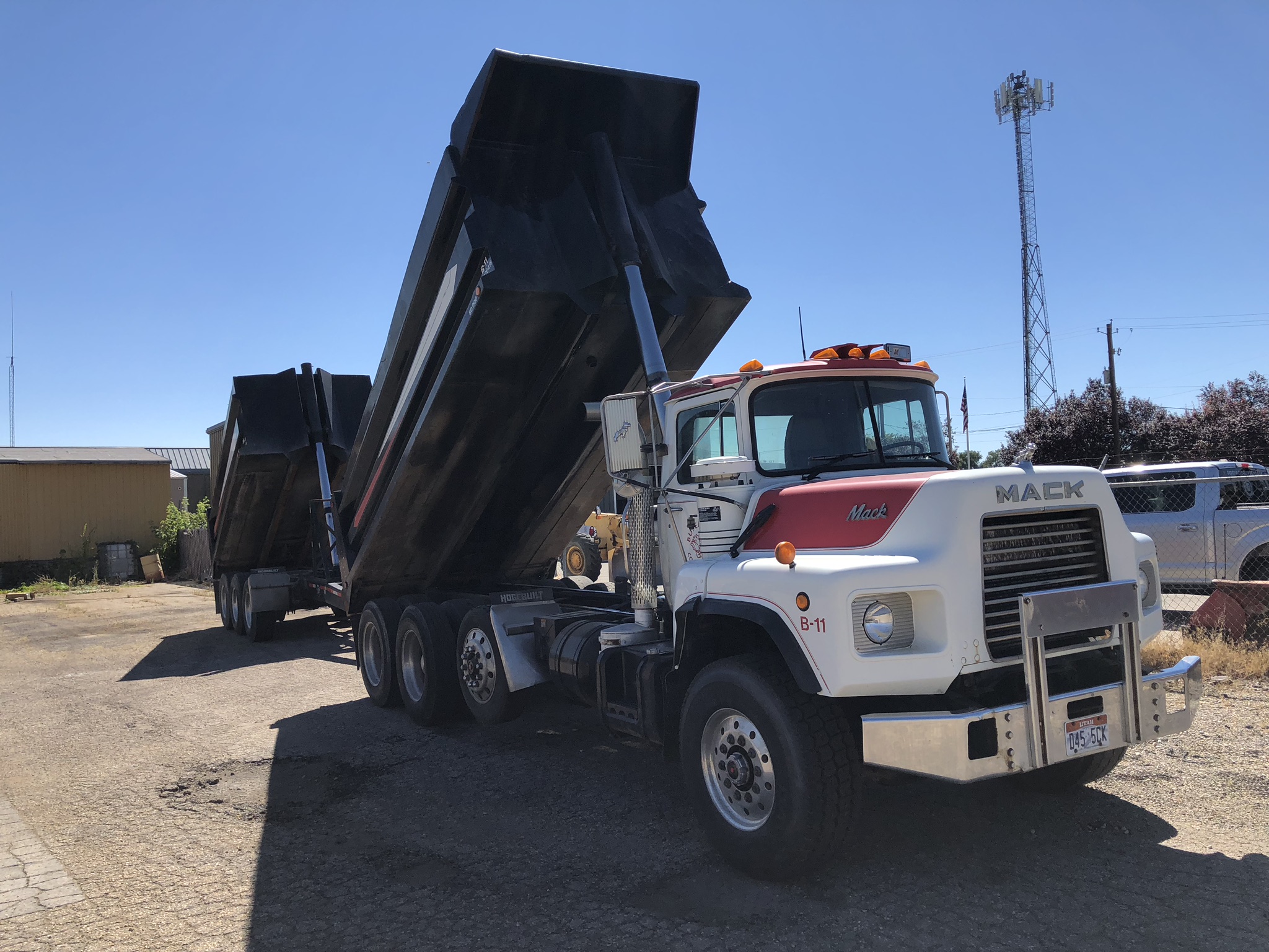 DM688S DUMP TRUCK & 3 AXLE PUP SET Dogface Heavy Equipment Sales