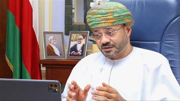 وزير الخارجية العماني يلتقي بفريق التفاوض الأمريكي لبحث ملف إيران النووي