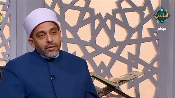 ما حكم كشف بعض خصلات الشعر لدى الفتيات المحجبة؟.. أمين الفتوى يجيب ما حكم كشف بعض خصلات الشعر لدى الفتيات المحجبة؟.. أمين الفتوى يجيب