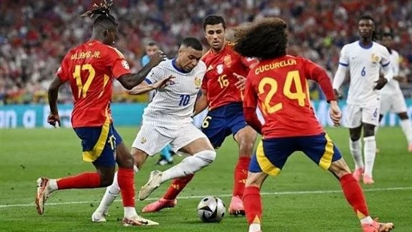 فرنسا ضد إسبانيا.. من حروب الملوك وغزو نابليون لصراع المونديال خلف جبال “البرانس” فرنسا ضد إسبانيا.. من حروب الملوك وغزو نابليون لصراع المونديال خلف جبال “البرانس”