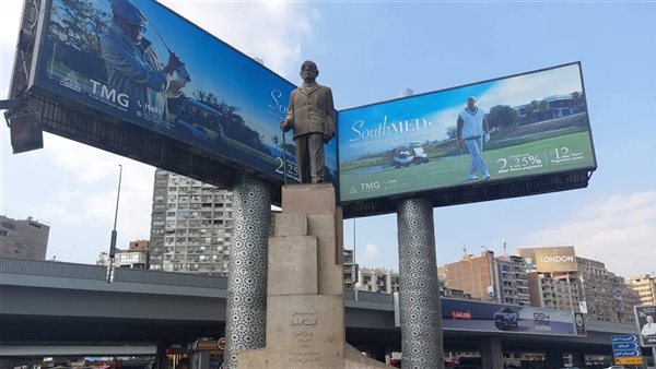  الفنان صبري فواز يطلق نداء لإنقاذ تمثال نجيب محفوظ.. ما القصة؟