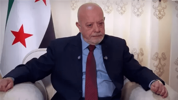 وزير الاقتصاد السوري: نأمل رفع العقوبات الأمريكية وتخفيض الرسوم الجمركية قريبًا وزير الاقتصاد السوري: نأمل رفع العقوبات الأمريكية وتخفيض الرسوم الجمركية قريبًا