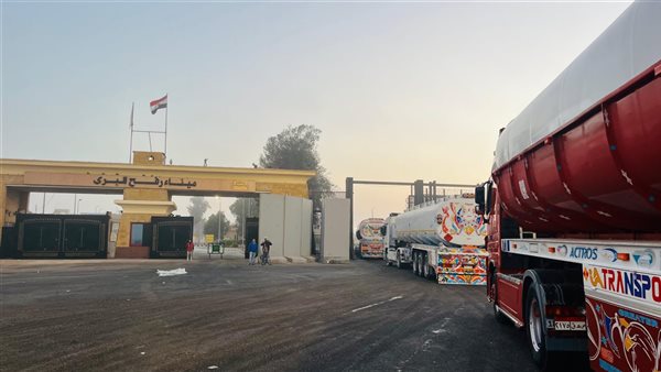 تواصل جسر زاد العزة من مصر إلى غزة.. الدفع بقافلة المساعدات الـ57