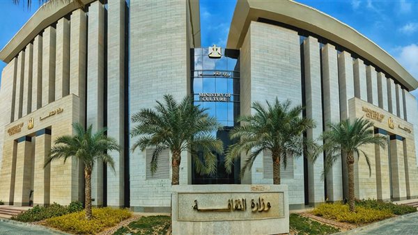 بينها إحياء ذكرى ميلاد توفيق الدقن.. أجندة الدستور الثقافية اليوم