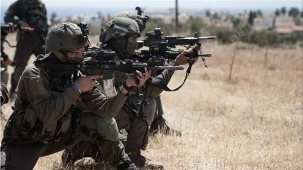 إسرائيل تقر بقتل فلسطينيين اثنين شمالي غزة إسرائيل تقر بقتل فلسطينيين اثنين شمالي غزة