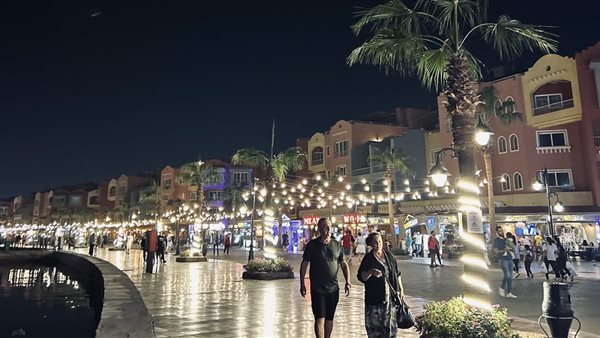 57 ألف سائح يقضون أعياد الميلاد ورأس السنة فى الغردقة ومرسى علم 57 ألف سائح يقضون أعياد الميلاد ورأس السنة فى الغردقة ومرسى علم