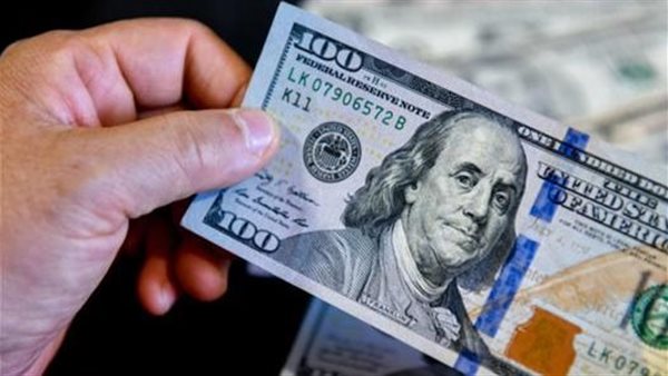 انخفاض سعر الدولار في البنك الأهلي المصري أمام الجنيه 8 إبريل 2026