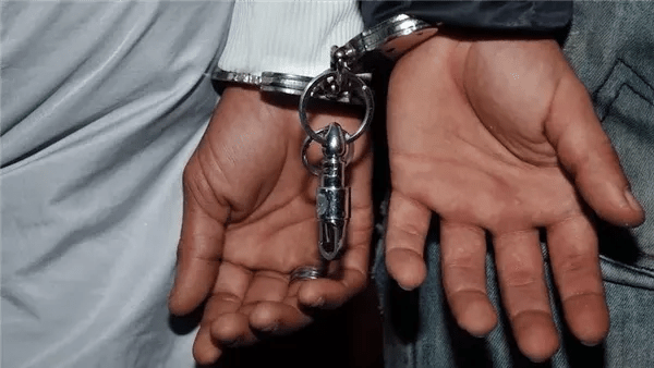 النيابة تحيل سائق أوبر للجنايات بتهمة اغتصاب طالبة