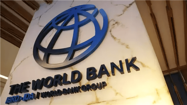 البنك الدولي يحذر: صدمات اقتصادية في الأفق وطفرة مرتقبة لأسعار السلع بفعل حرب إيران البنك الدولي يحذر: صدمات اقتصادية في الأفق وطفرة مرتقبة لأسعار السلع بفعل حرب إيران