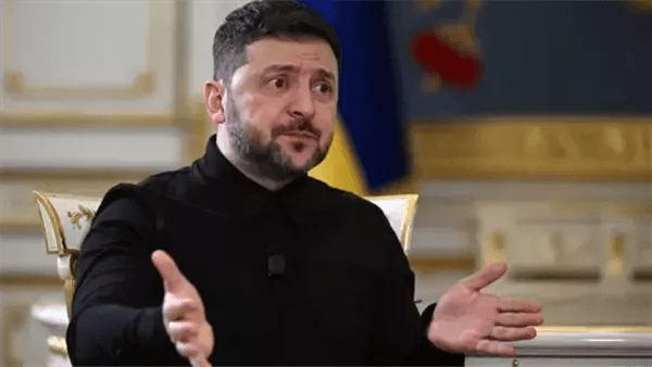 زيلينسكي: تسلمنا من أمريكا صواريخ مضادة للدروع ومنظومات دفاع جوي