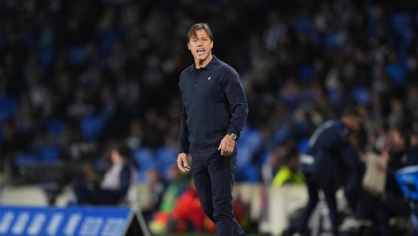 ارتبط اسمه بالأهلي.. ماتياس ألميدا يتولى تدريب فريق جديد