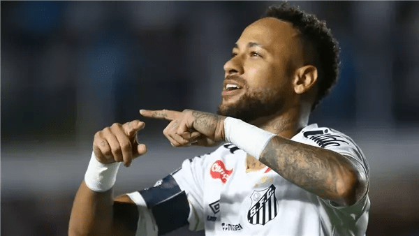 فيروس مفاجئ يهدد مشاركة نيمار في كأس العالم