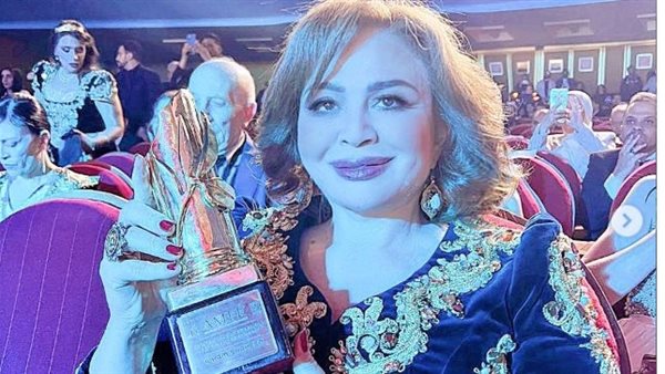 مهرجان عنابة.. إلهام شاهين تهنئ رانيا فريد شوقي وداليا مصطفى وتحتفي بيوسف شاهين