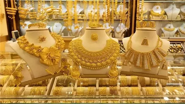 سعر جرام الذهب عيار 21 اليوم الثلاثاء 5 مايو 2026 بمحلات المجوهرات