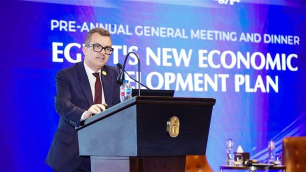 وزير التخطيط يتفقد عددًا من المشروعات التنموية بالبحيرة