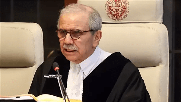 رئيس الوزراء اللبناني: استهداف التراث انتهاك لسيادة لبنان