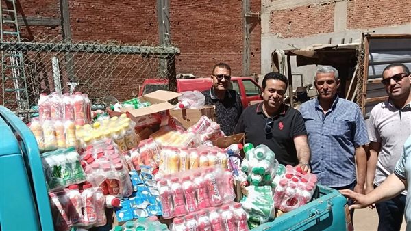 حملات تموينية مكثفة بالمنوفية.. تحرير 362 محضرًا وضبط سلع مجهولة المصدر ومخالفات بالأسواق حملات تموينية مكثفة بالمنوفية.. تحرير 362 محضرًا وضبط سلع مجهولة المصدر ومخالفات بالأسواق