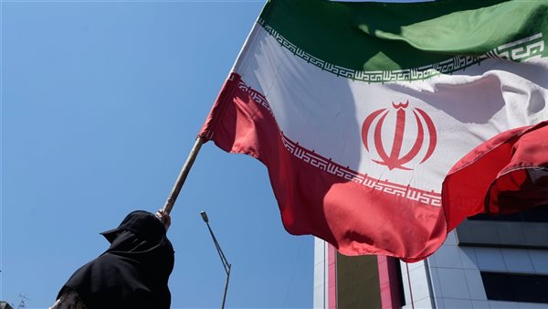 كاتب: الحرب أخفقت بتحقيق أهدافها وإيران خرجت بأوراق ضغط جديدة