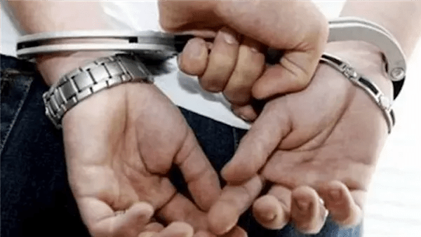 حبس متهم بإدارة صفحة لترويج المخدرات عبر مواقع التواصل الاجتماعي 