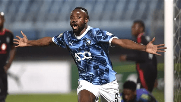 من يخلف ماييلي في هجوم بيراميدز؟ مصطفى محمد ضمن الخيارات