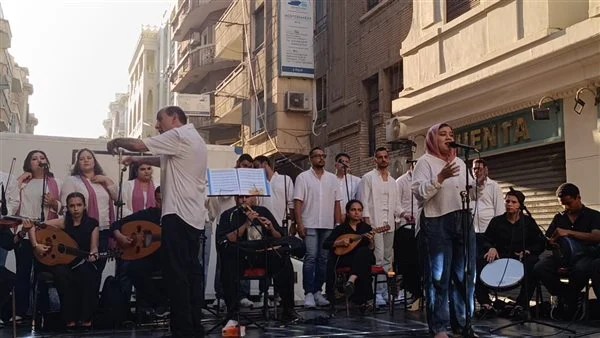 كورال التذوق وفريق التحدي لذوي الهمم يتألقان في فعاليات شارع الفن بالإسكندرية