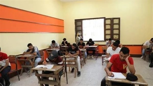  الأماكن الشاغرة بالمرحلة الثانية لتنسيق القبول بالجامعات لطلاب الثانوية العامة المصرية بالشعبة الأدبية بالنظام الحديث