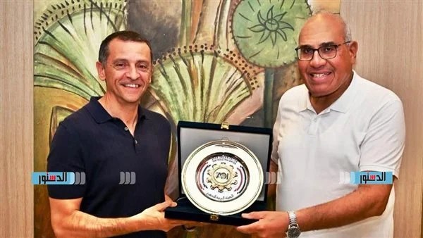 محافظ أسوان يلتقى رئيس الهيئة العربية للتصنيع لمتابعة مشروعات حياة كريمة