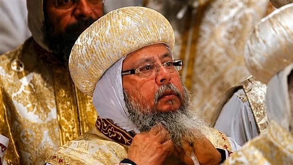 البابا عن الأنبا يوحنا: عانى متاعب صحية كثيرة ونطلب صلواته للكنيسة
