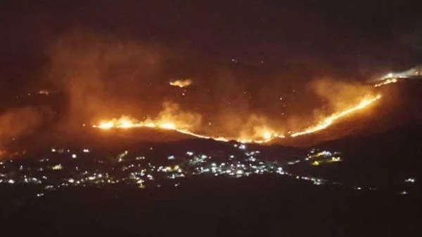 الرئيس الفلسطيني يعزي نظيره الجزائري بضحايا الحرائق في ولاية بجاية الرئيس الفلسطيني يعزي نظيره الجزائري بضحايا الحرائق في ولاية بجاية
