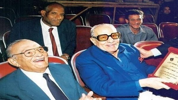 الفيلم الوثائقي فؤاد المهندس وعبدالمنعم مدبولي.. كيف شكل تلميذ وأستاذ ثنائيا مختلفا؟ الفيلم الوثائقي فؤاد المهندس وعبدالمنعم مدبولي.. كيف شكل تلميذ وأستاذ ثنائيا مختلفا؟