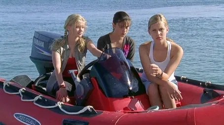 H2O: Adaugă Apă – Sezonul 1 (2006) – Dublat în Română-H2O-1