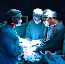 Laut definition ist internist die kurzbezeichnung für einen facharzt für innere medizin. Amputation