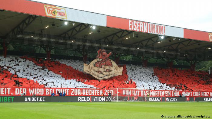 Das 0:5 in gladbach hat beim fc bayern spuren hinterlassen. Union Berlin: Das Ende des Scheiterns | Sport | DW | 27.05.2019