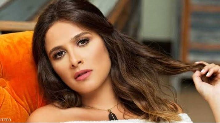  ياسمين عبد العزيز..إطلالات أثارت الجدل لها بعد الإنفصال عن العوضي