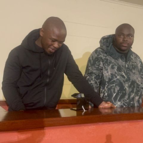 Two brothers accused of k!lling rapper AKA abandon extradition fight as they return to South Africa for trial Two brothers accused of k!lling rapper AKA abandon extradition fight as they return to South Africa for trial